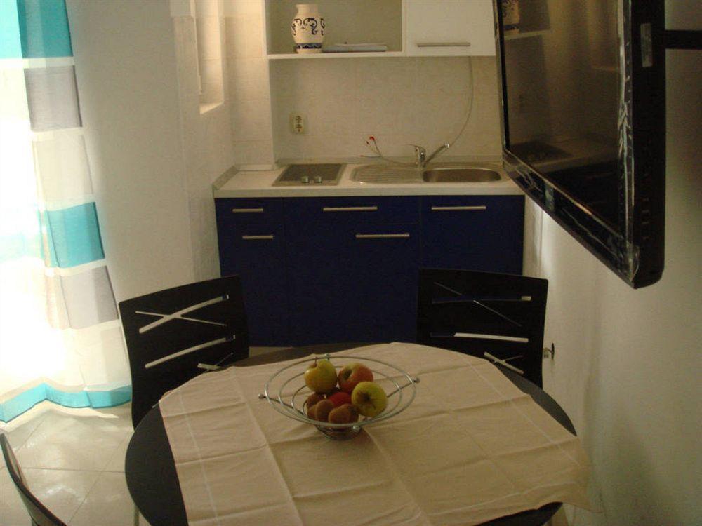 Apartments Mia 스타리 그라드 외부 사진